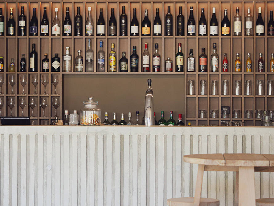 La cave Bar lounge bord de mer saint Cyprien Porto-Vecchio