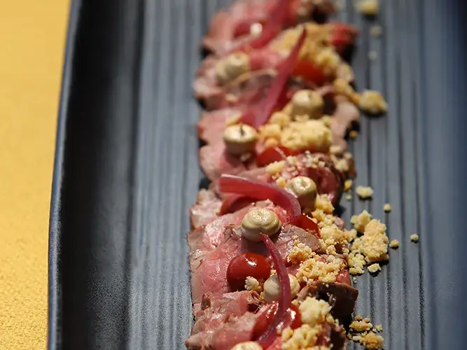 Tartare de veau - Restaurant Saint Cyprien Porto-Vecchio