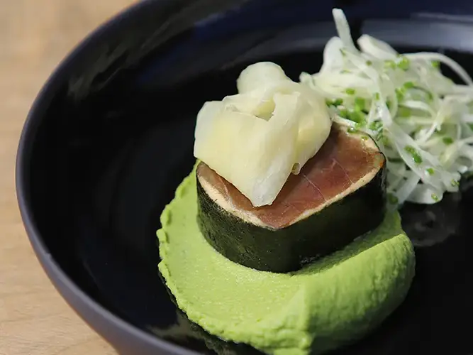 Thon rouge comme un maki - Restaurant Saint Cyprien Porto-Vecchio