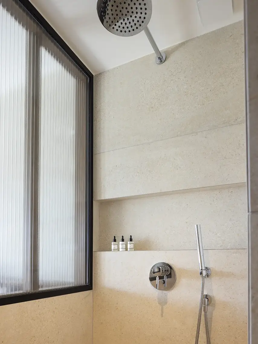 Salle de bain de la Chambre Deluxe Jardin de l'hôtel 4 étoiles à Porto-vecchio