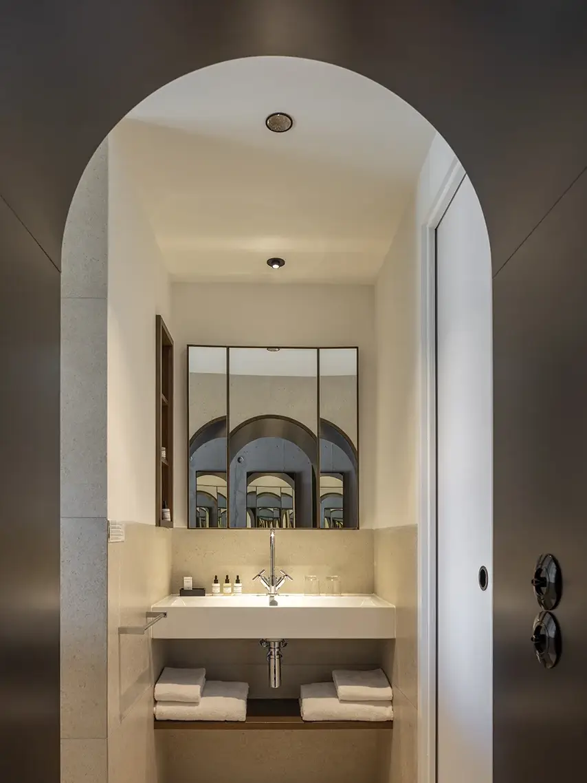 Salle de bain de la Chambre Club Terrasse de l'hôtel 4 étoiles à Porto-vecchio