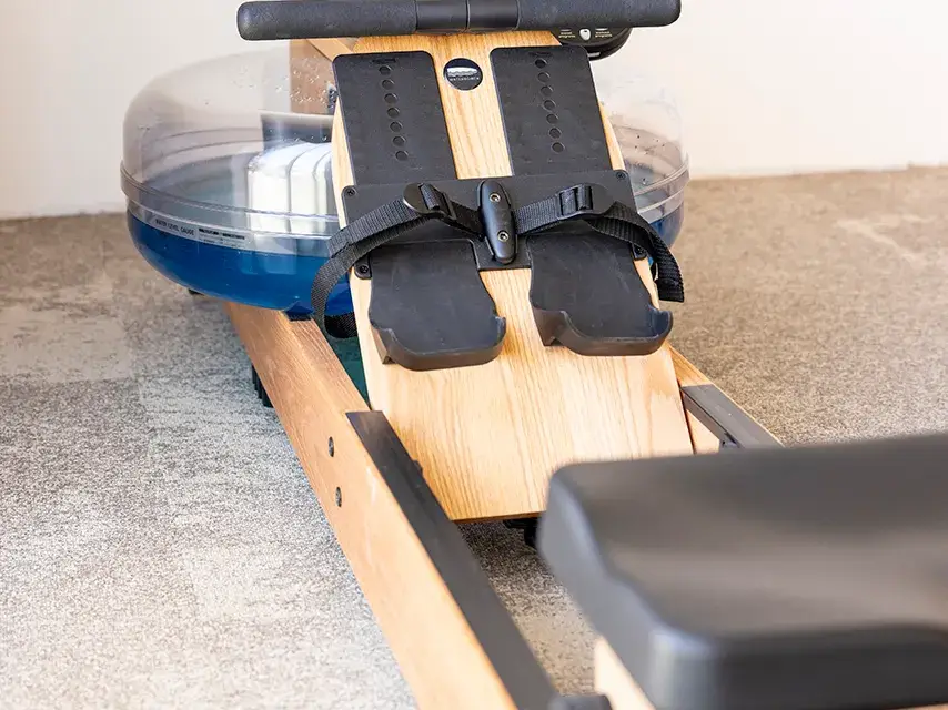 Rower dans Salle de Fitness à l'hôtel Spa à San Ciprianu - Porto-Vecchio